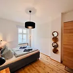 Alte Schönhauser Lux