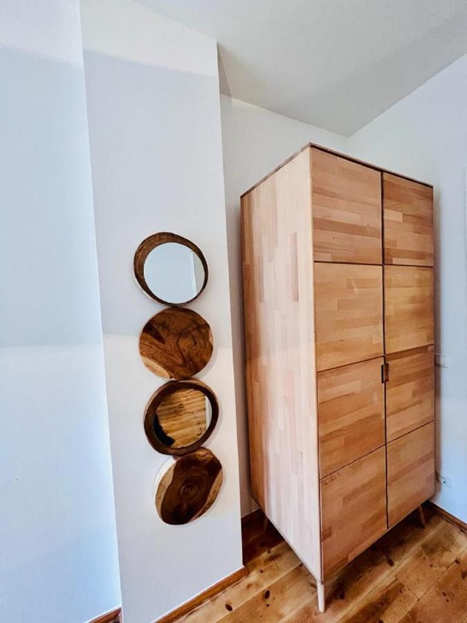 Alte Schoenhauser Lux Appartement